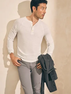 T-Shirts & Henleys^Faherty Brand Cloud Cotton Long-Sleeve Henley (Tall) - Ivory Heather