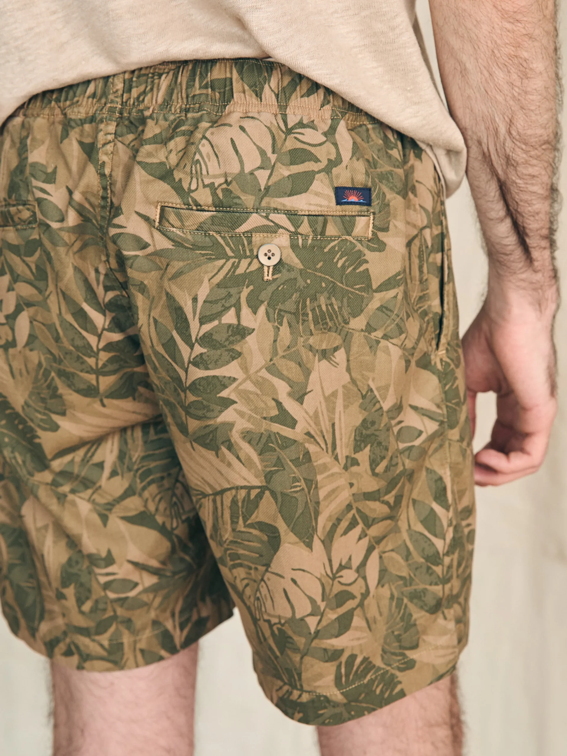Shorts^Faherty Brand Essential Drawstring Short (6.5" Inseam) - Olive Jungle Tropical