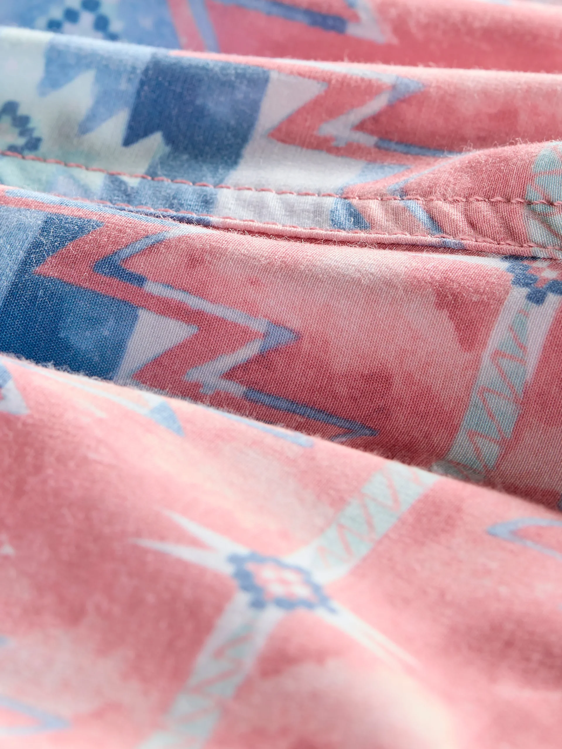 Kids^Faherty Brand Kids Doug Good Feather All Day Shorts - Water Color Star Nation