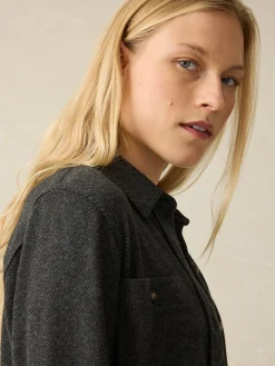 Shirts & Tops^Faherty Brand Legend™ Sweater Shirt - Heathered Black Twill