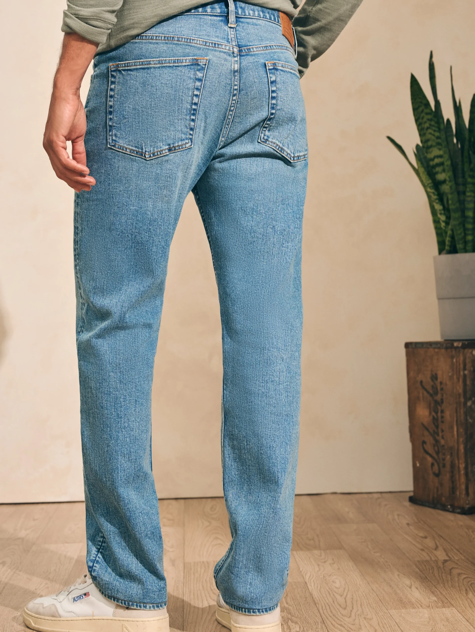 Pants^Faherty Brand Organic Cotton Slim Straight Denim (32" Inseam) - Sandy Point Wash
