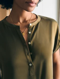 Shirts & Tops^Faherty Brand Sandwashed Silk Desmond Top - Military Olive