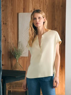 Shirts & Tops^Faherty Brand Sandwashed Silk Desmond Top - Pearled Ivory