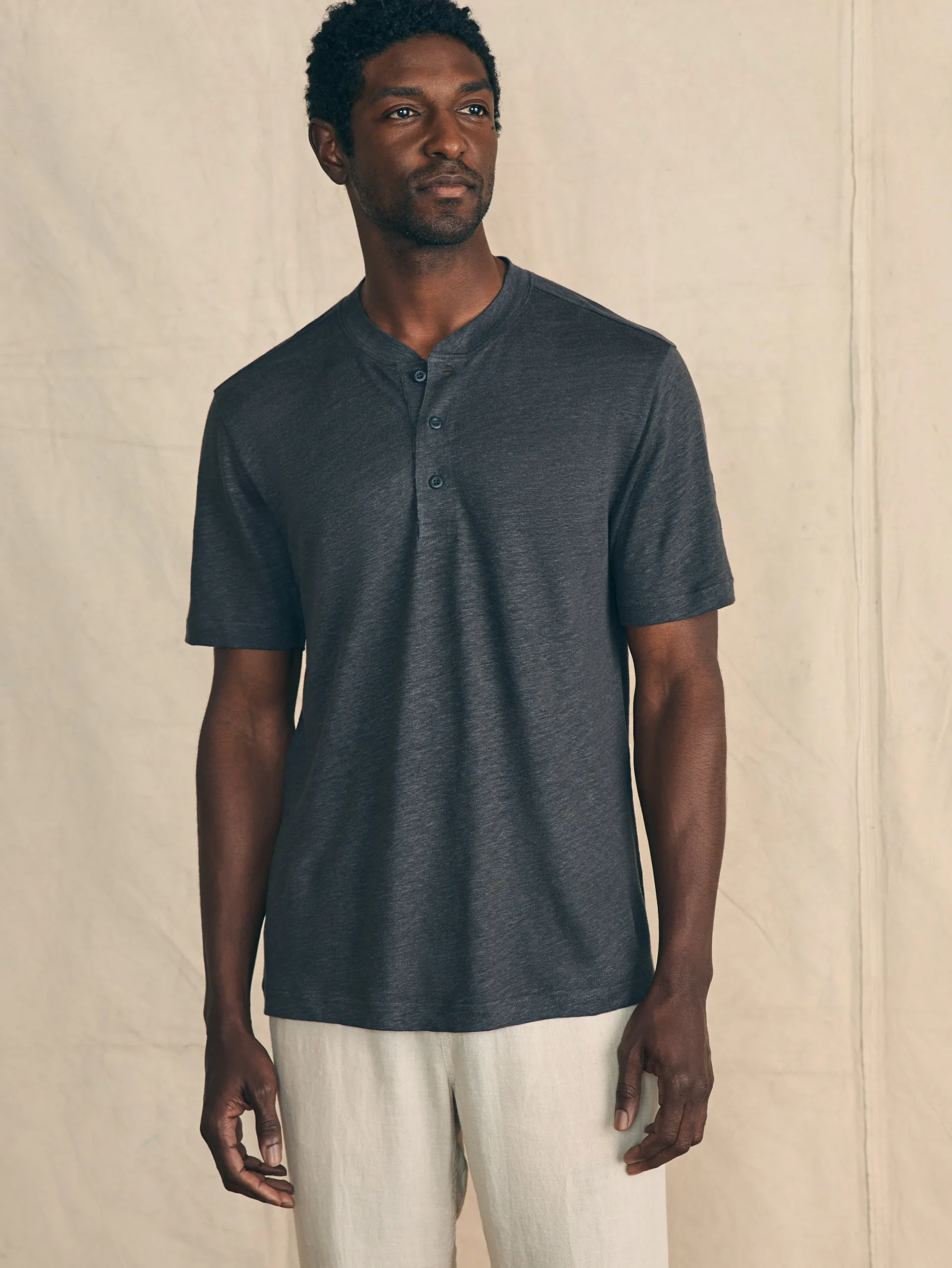 T-Shirts & Henleys^Faherty Brand Short-Sleeve Linen Henley - Black Iron