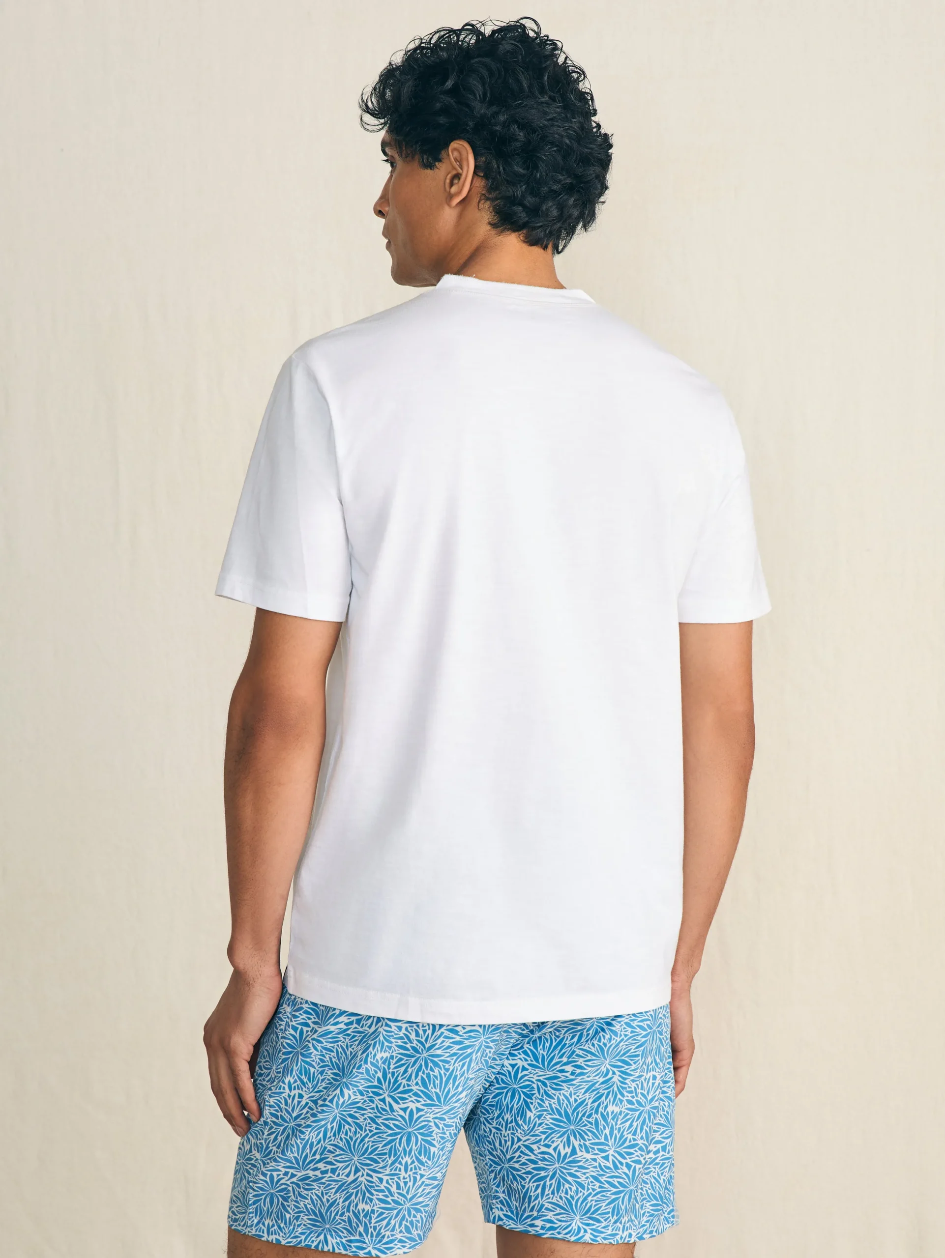 T-Shirts & Henleys^Faherty Brand Short-Sleeve Sunwashed Henley - White