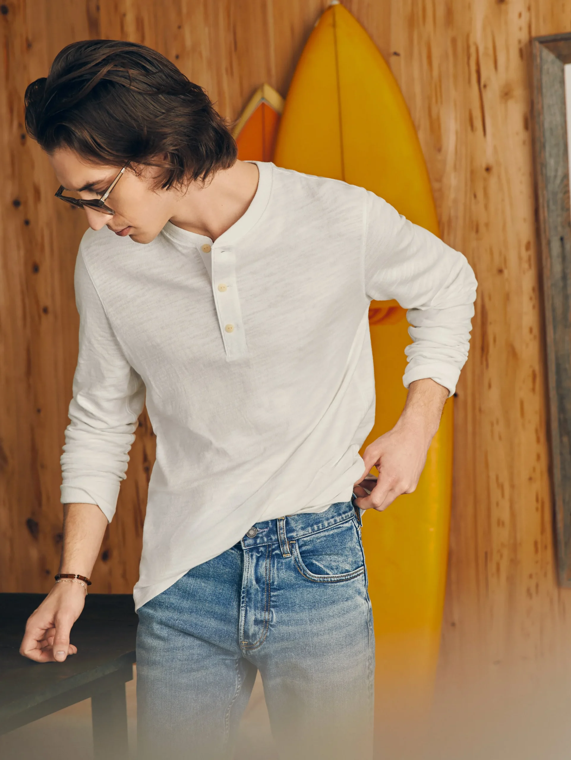 T-Shirts & Henleys^Faherty Brand Sunwashed Slub Henley - White