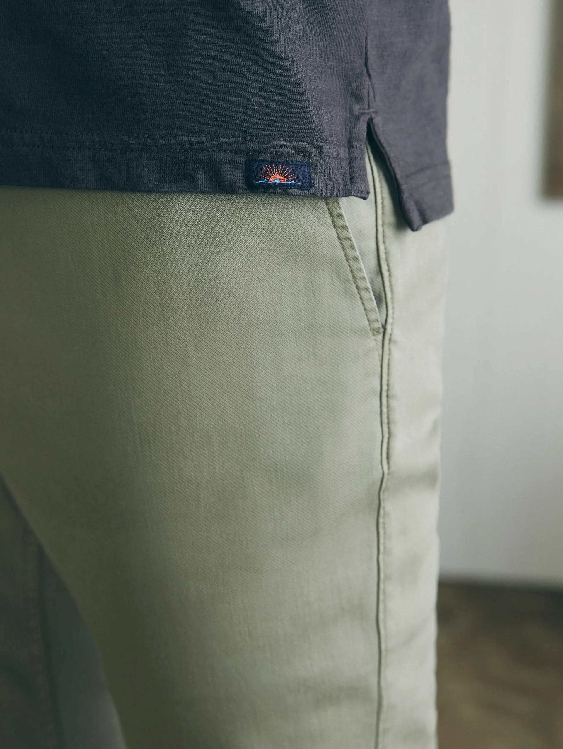 Polo Shirts|T-Shirts & Henleys^Faherty Brand Sunwashed T-Shirt Polo - Washed Black