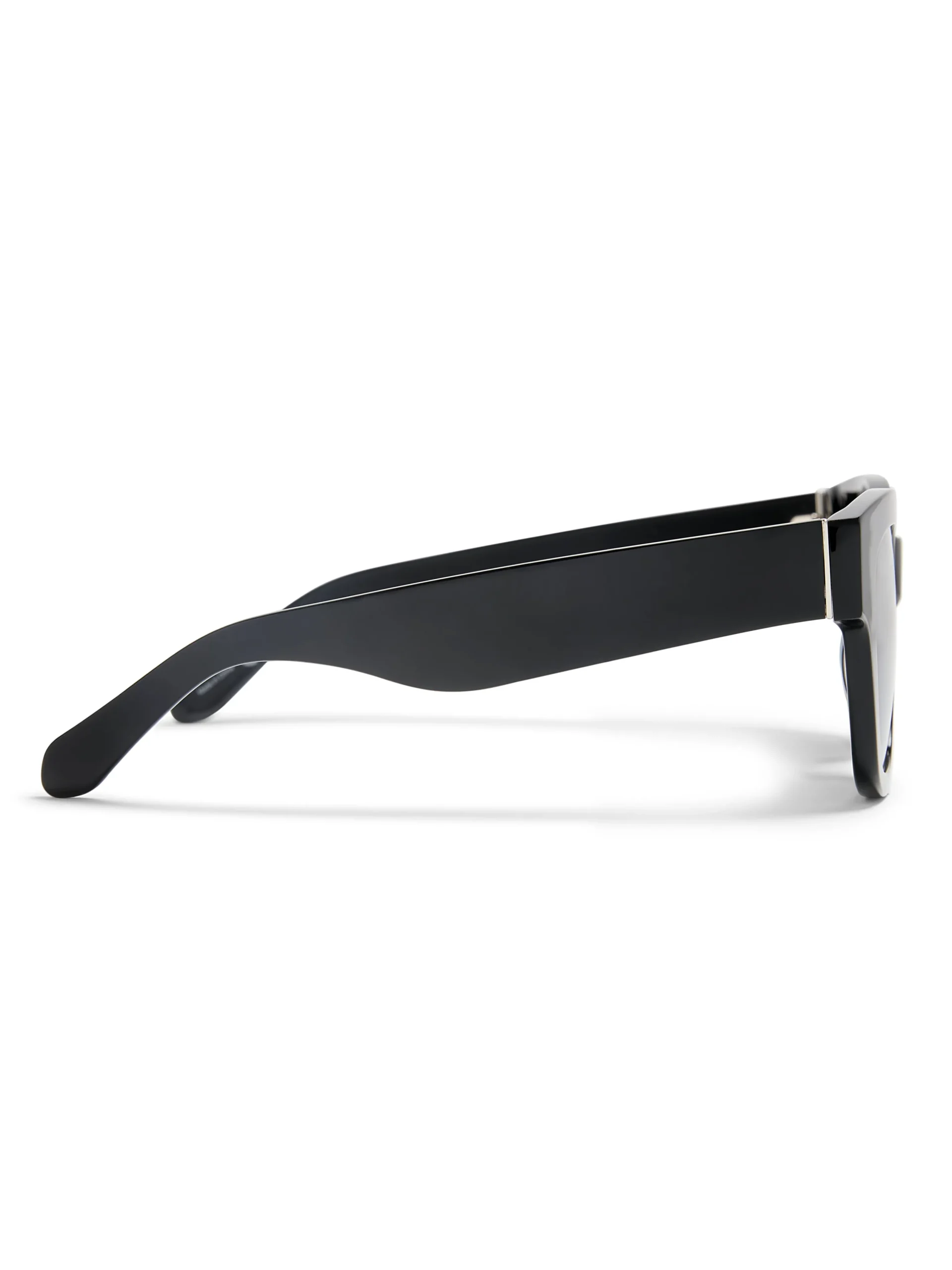 Swim|Sunglasses^Faherty Brand Weber Sunglasses - Black